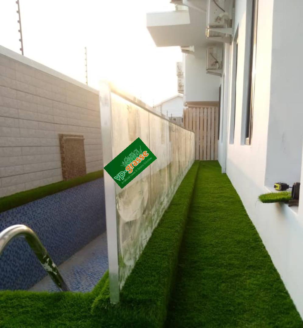 vpgrasse's tweet photo. Let your neighbors ‘🤢green’ with envy with VPGrasse Green Turf☘️for your swimming pool area, thats what stars do🤩. #teamvpgrasse #vpgrasse #instalawn #before https://t.co/DzfcM6IjRy