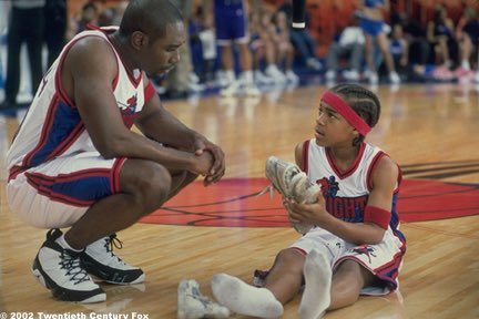 SaveMe_RSK17's tweet photo. @DashingChrisBey don't even trip over o boy. He just mad his shoes busted and he can't ball without em. Where's Morris Chestnut at?! Yo Tracy check ya man's!!!!! #TuesBEY #IMPACTonAXSTV #SnatchABishTuesday https://t.co/6DOapX7M0W
