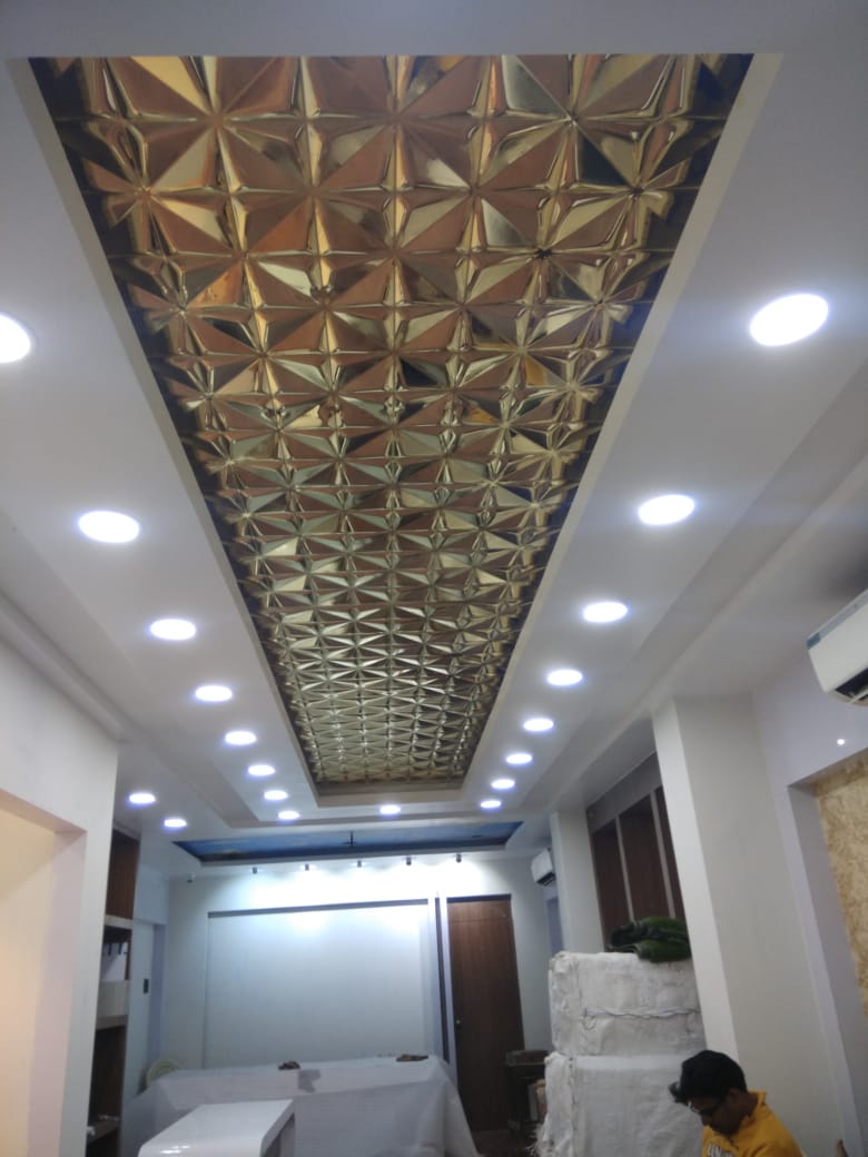 SamelineI's tweet photo. 3d embossed panels in gold polish using PU 
Call now 9582525114
#samelineinteriors #wardrobe #interiordesigner #interiordesignerindelhi #3BHKHOMES #modularkitchen #kitchendesign #tvpanel #interiordesign #decor https://t.co/ZQVQC0afhd