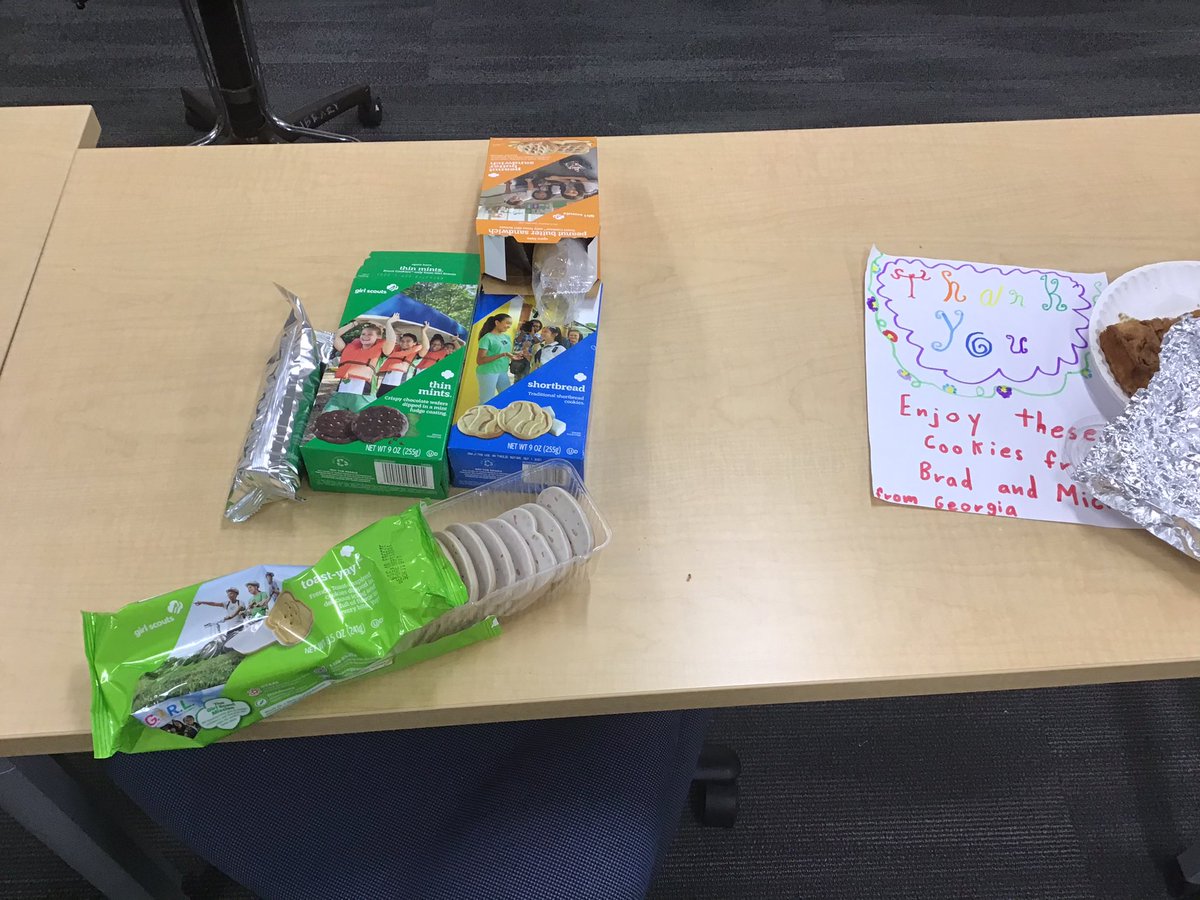 stades44's tweet image. I love and hate my colleagues at the same time...#FatKidProblems