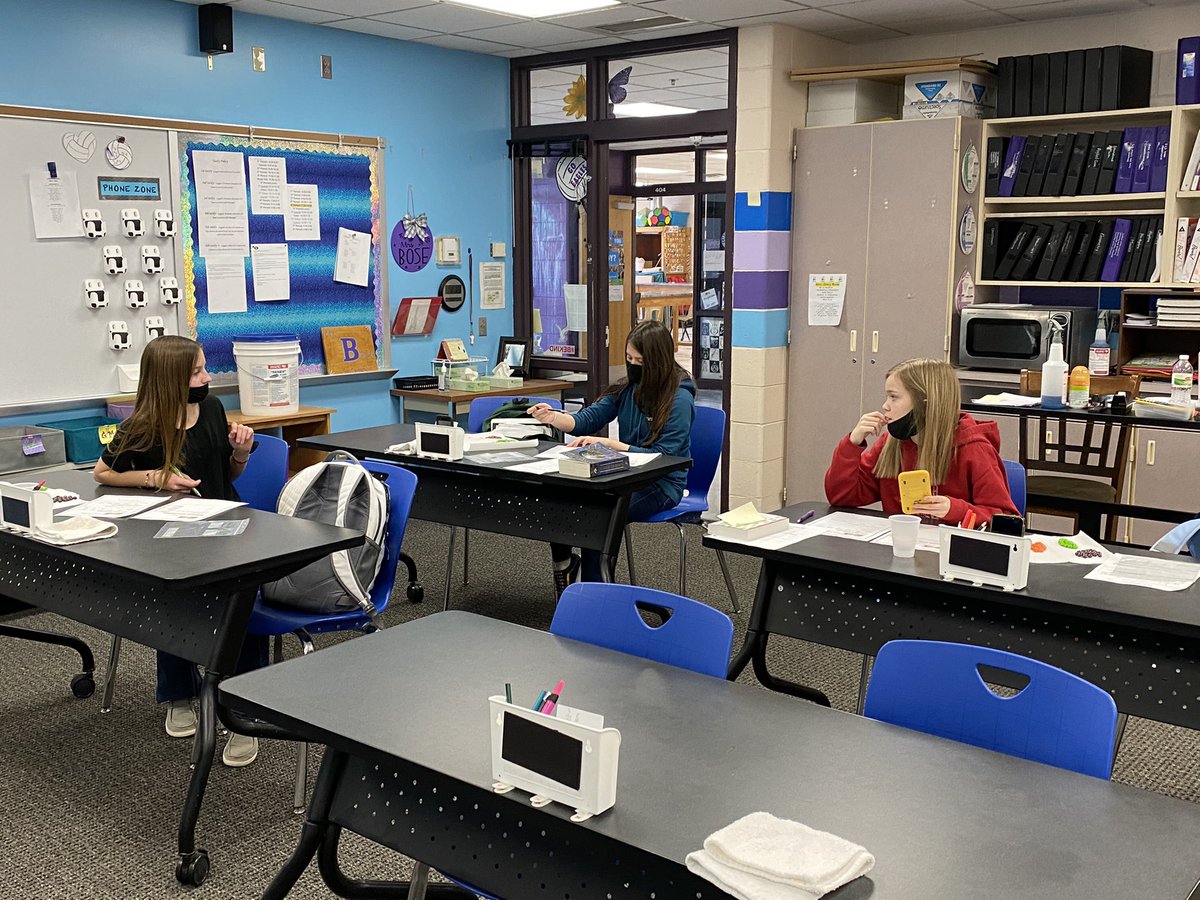 BoseJoey's tweet photo. Pre-algebra classes did skittle math to work on mean,median,mode,range and box-whisker plots. @SVEagles https://t.co/MPsANqG2oz
