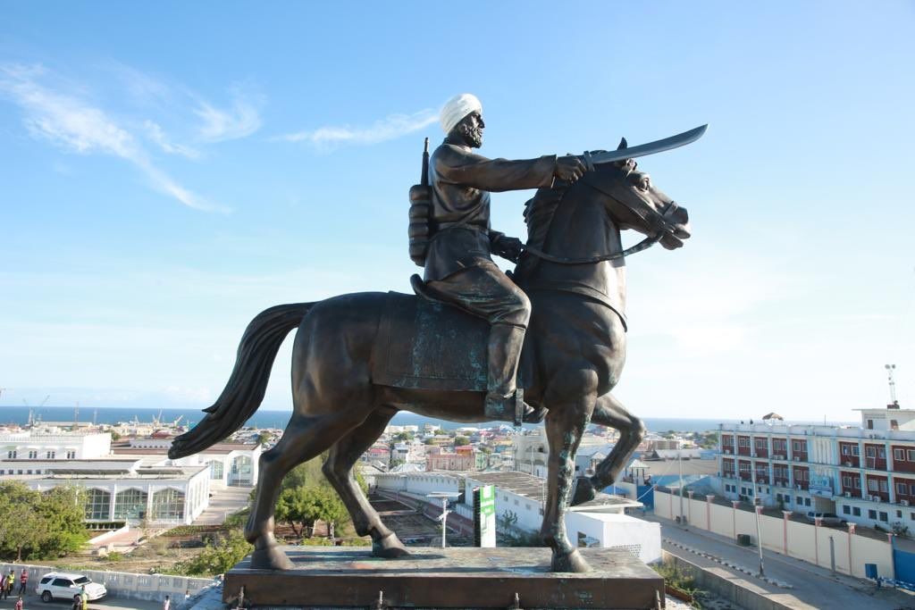 Ahmed Gurey.

Ahmed Ibrahim Al-Ghazi was a great Somali Muslim warrior. He was born in Zeila, Somalia in 1506. He fought against Abyssinian aggression and also defeated Portuguese army with the aid of Ottoman empire by killing their commander Cristóvão da Gama.