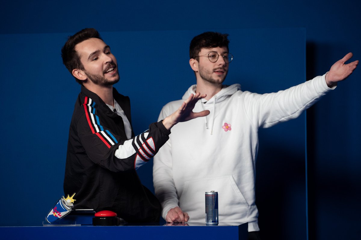 Doigby's tweet photo. Regardez-moi cette line up de folie pour le prochain Good Game Show !

@Domingo x @poncefleur vs @Xari_ x @Jirayalecochon

Dispo demain à 17h sur #RedBullCheckpoint 🔥 https://t.co/BRX3myNGCK
