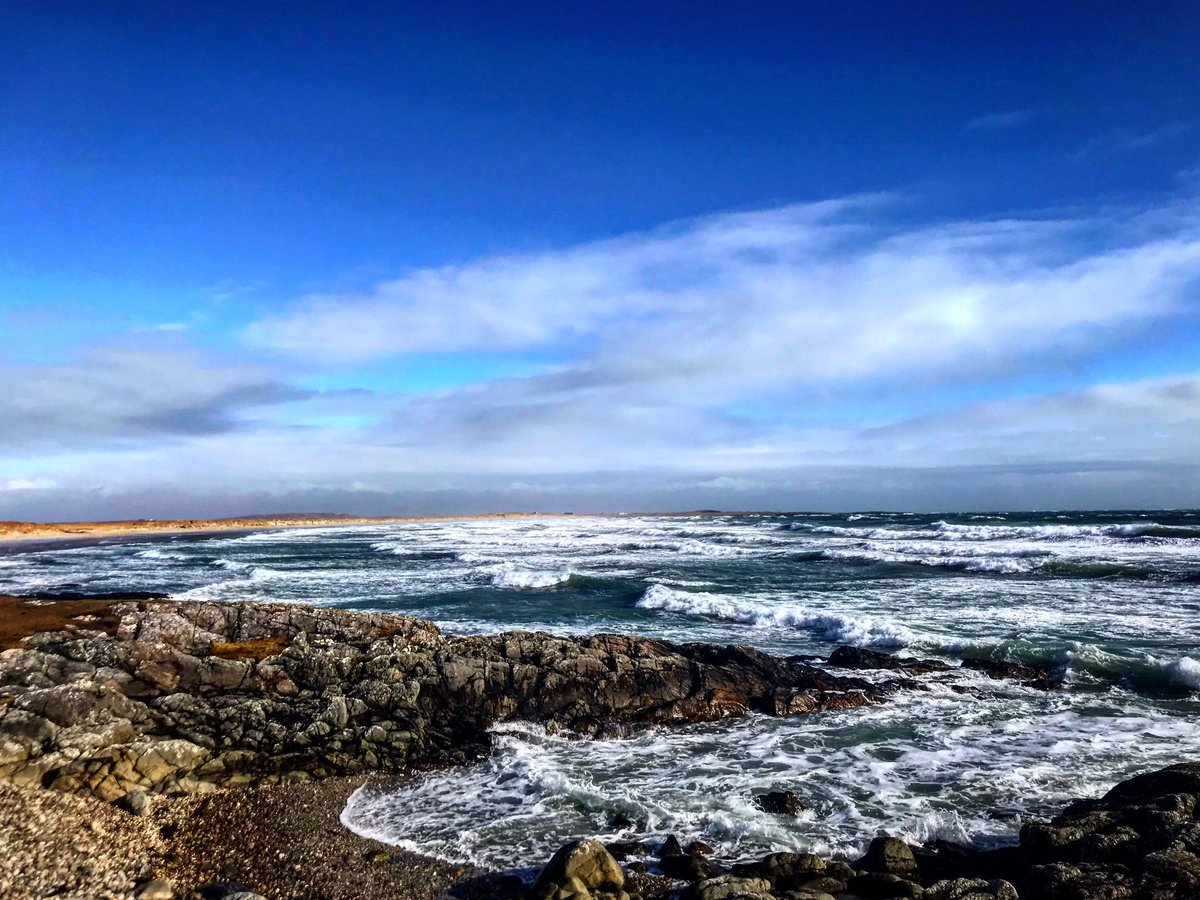 There may still be a fresh wind blustering throughout the Hebrides but a little bit of sun and longer days are certainly suggesting that Spring isn’t far away!

Thanks to you all for your continued support.

📸 Tràigh Bhàigh (Crossapol Beach)

tyreegin.com