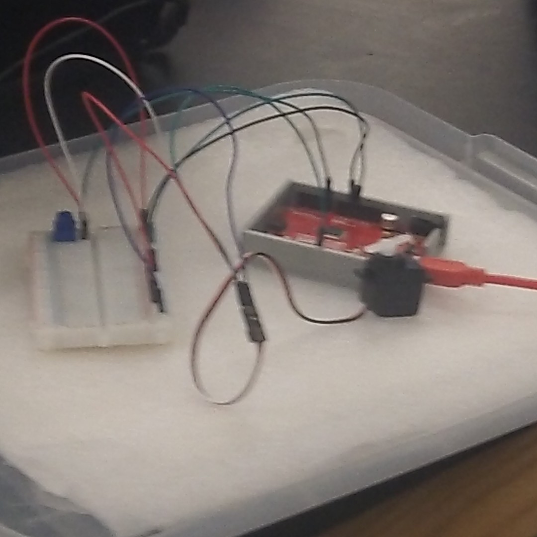 ReedsSpringHS's tweet photo. Ms. Wilson's Natural Science classes are coding in order to get a motor to spin. #TheoryTuesday #WolvesAtWork #AcademicExcellence #WorldClassScience https://t.co/MH0WyxdaA8