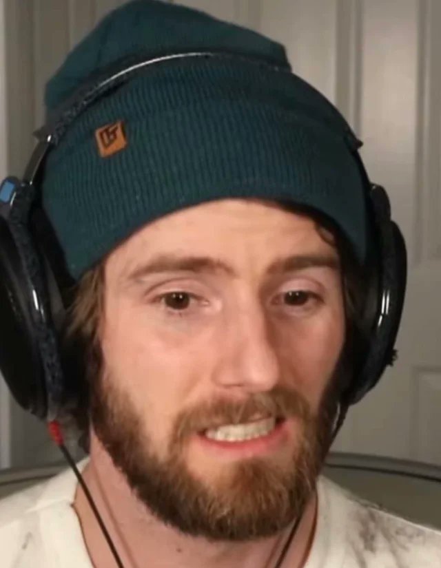 LinusTech's tweet photo. When you somehow managed to plug your power cable in upside down https://t.co/ka824dCVCi