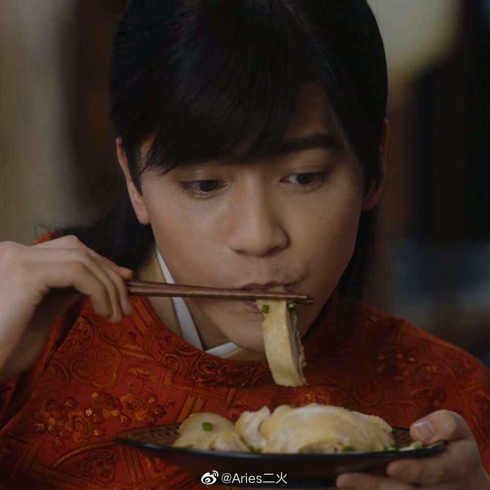 HYXThaiF's tweet photo. สายกินยกให้คุณชายเค้าแหละ 🤣🤤😋
#Lichunglin #ปันเหิง #AGirlLikeMe
#ข้าก็เป็นสตรีเช่นนี้
#ครอบครัวตระกูลปัน https://t.co/98wqQDCmo8