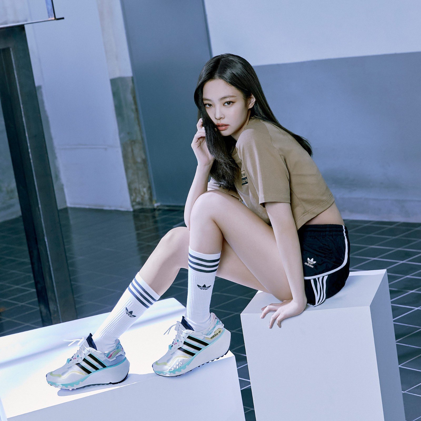 Adidas jennie online