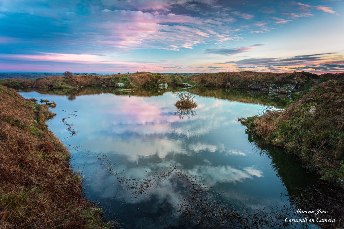 Cornwalloncam's tweet photo. Sunset sky reflected in the still water of Hicks Quarry on top of Carn Marth.
#cornwall #carnmarth #redruth #quarry #winter #sunset #reflections #clouds #sky #colour #art #mothernature #water #photography #PhotoOfTheDay #PictureOfTheDay #Canon #landscape #landscapephotography https://t.co/OCwF5UQyd5