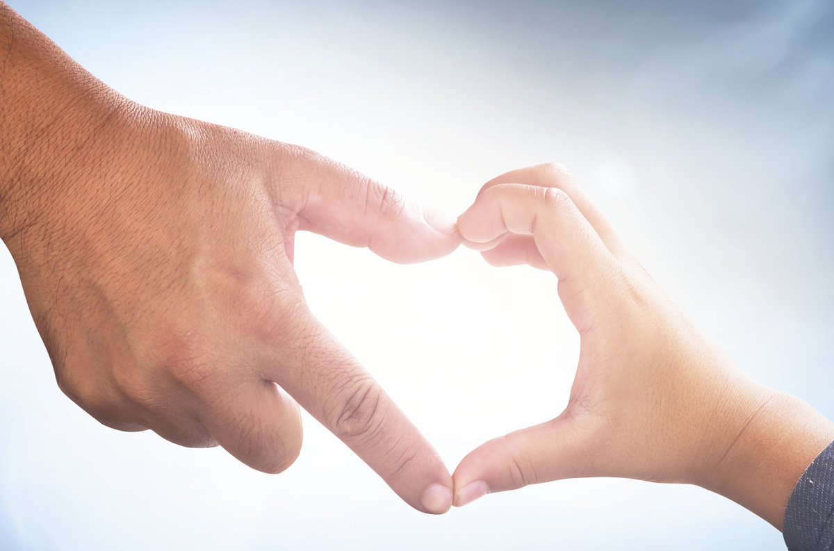 fosmef's tweet photo. 3 social services have been brilliantly revised: 
Members with serious &amp; costly illnesses will benefit from exceptional assistance. 
The families of deceased members will be granted aid of 30k dhs.  Children of deceased members will benefit from continuous educational aids. https://t.co/vwbQOKWpo1