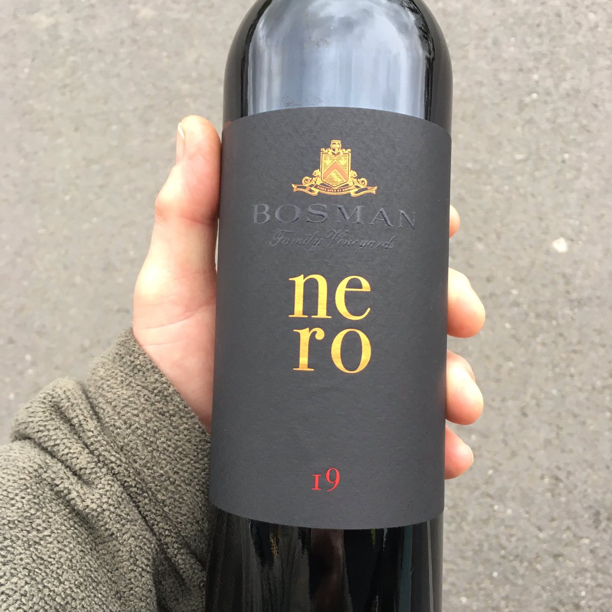 #Wine Guruš· (@realwineguru) on Twitter photo Just picked up a bottle of <a href="/bosmanwines/">Bosmanwines</a> āNeroā - made from the Sicilian Nero dāAvola varietal. - Thereās a really interesting story behind this #wine here š bit.ly/3ulefmh #vino #NeroDAvola #SouthAfrica #SAwine #NeroRises #NeroWine #BosmanBakoena #NeroMomentsZA ššš·šæš¦ Just picked up a bottle of <a href="/bosmanwines/">Bosmanwines</a> āNeroā - made from the Sicilian Nero dāAvola varietal. - Thereās a really interesting story behind this #wine here š bit.ly/3ulefmh #vino #NeroDAvola #SouthAfrica #SAwine #NeroRises #NeroWine #BosmanBakoena #NeroMomentsZA ššš·šæš¦