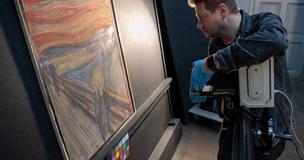 ekruger's tweet photo. Confirman el mensaje secreto que dejó Edvard Munch en el cuadro de El grito https://t.co/VXbj5lKxUt https://t.co/KsblRKy9mk