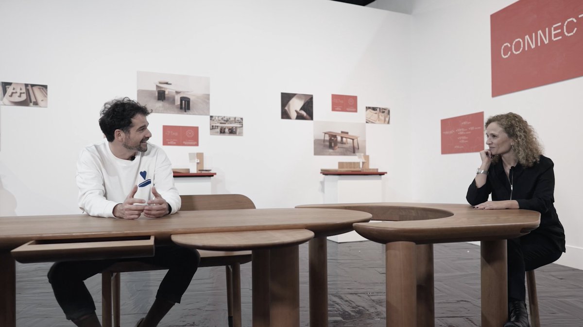 MadridDesignF's tweet image. ¡Está pasando! 🔴 JAIME HAYON, ahora en #MadridDesignPRO. Uno de los diseñadores españoles con más proyección internacional, ganador #MadridDesignFestivalAwards 2021 y participante del proyecto #connectedbydesign de @ahec_europe. 

Síguelo aquí ➝ youtu.be/io2JtxUJA8A #MDF21