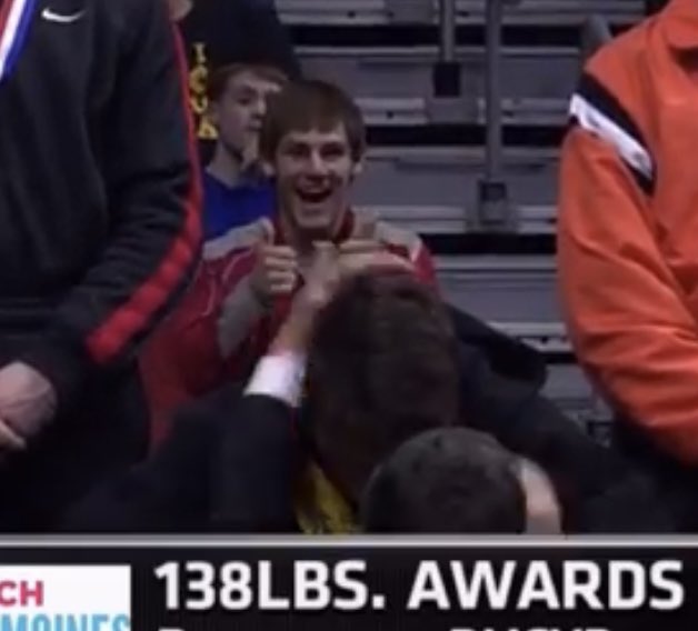 pin_dox's tweet photo. For those of you who read the Leisure-Thompson article, the world’s best ever photobomber has been identified.... @PierceGelhaus of Forest City!!! 😂 Haha fun times, fun times! https://t.co/hbmjrKWev9