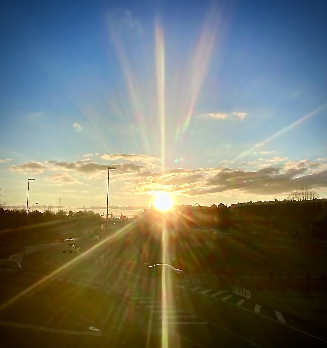 Sol Pineda tweet media