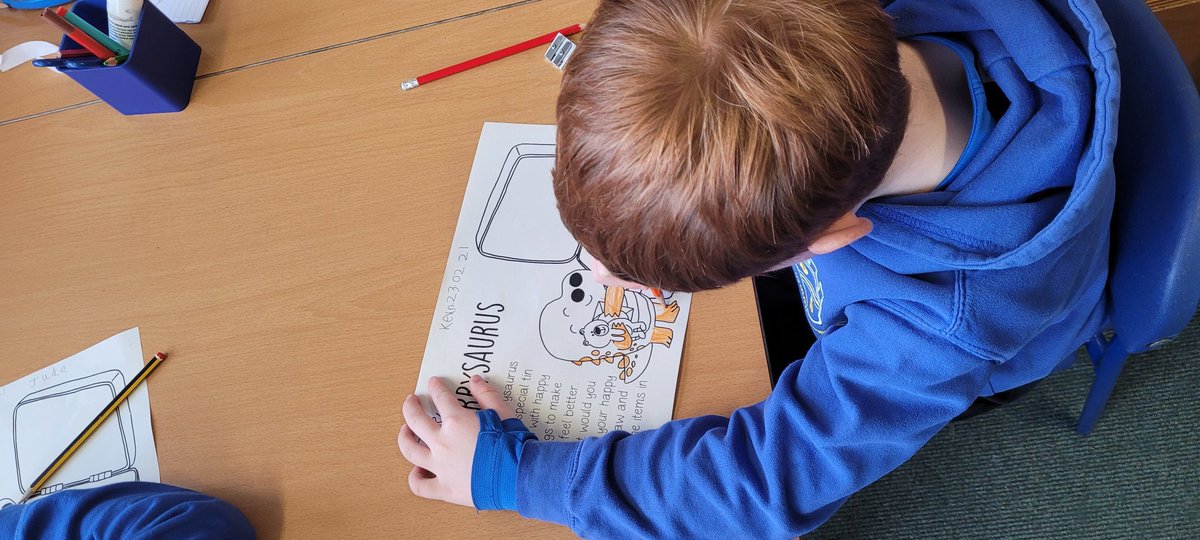 MissMcCallum19's tweet photo. Our writing was about our book of the week - The Worrysaurus. Ask us what is in our Happy Tin! 🦕📚 #TheWorrysaurus #managingemotions https://t.co/D6QCd9qtKA