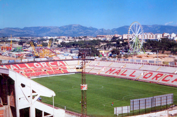 🏟️ ¿Qué estadio te molaba más?

🔃 El Insular
💙 Lluis Sitjar