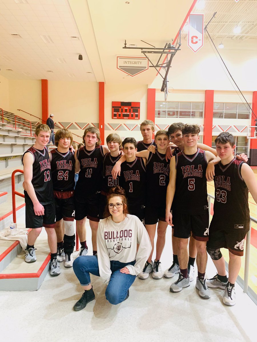 Iola Basketball tweet media