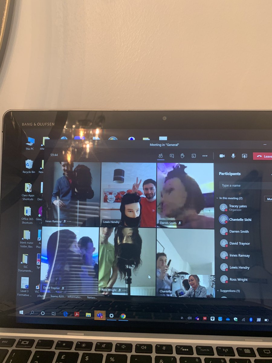 Margare86567052's tweet photo. New January Barbering students, first online cutting workshop. Great work guys๐
#Barberbash @MyraSisi @joannewarwick5 @NewmanKirsteen @AileenMcKechnie @StellaMcManus @SLCek https://t.co/SUhSp6Xil5
