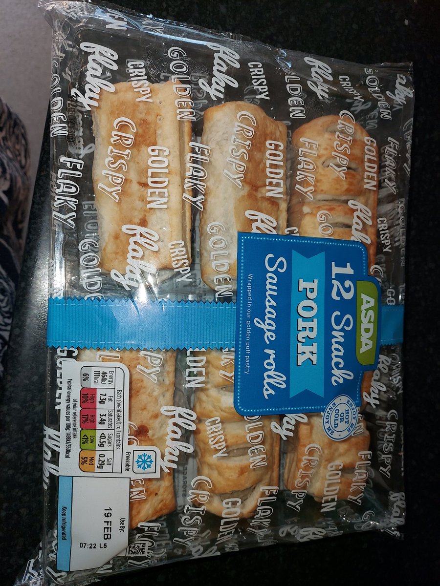 charliebichion's tweet photo. I completely understand the pressure that all staff are under at the moment with the pandemic but this is unacceptable.
#Asda #AsdaDagenham #Asdaonlineshopping https://t.co/rib1R44jvC