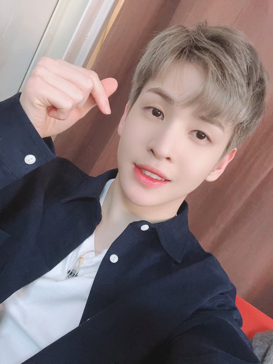 Oi luvity, sentiram minha falta?? Desculpa pelo sumiço :(( Hoje nós temos mais um show, e é concorrendo a WIN eu espero muuuito que a gente ganhe ❤ Se quiserem ir nos assistir é  so entrar aqui t.me/joinchat/R1e2B… as 19:30 😉
#ALLEN