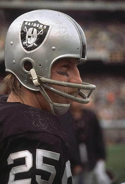 Happy Birthday Fred Biletnikoff     