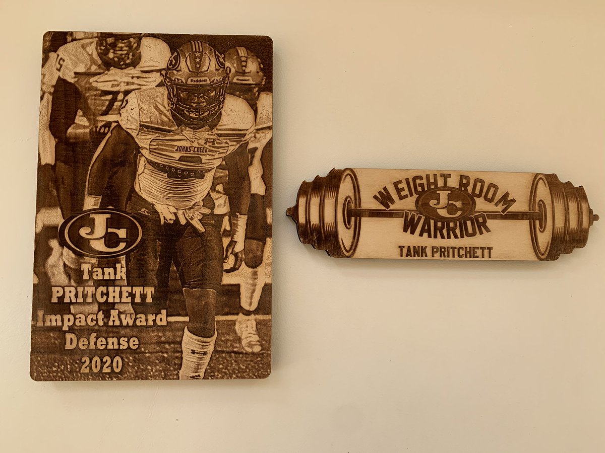 Shock1K9's tweet image. @FBCoachJC @jcgladiators @JohnsCreekHSFB Thank you for the beautiful wood trophies!Due to the loss of 2 LB’s on defense,we knew Tank had to step up and he played lights out. To hear his stats at the banquet was definitely a proud dad moment. 86 tackles in 7 games😳‼️
