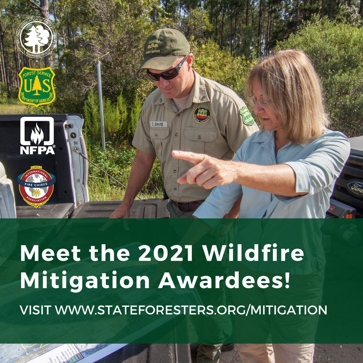 StateForesters's tweet image. 🎉 This year&apos;s #WildfireMitigation awardees are:

1. MARSHALL TURBEVILLE of @SoCoFireDist and @CAL_FIRE

2. COURTNEY HAYNES of the West Region Wildfire Council

3. JESSICA KIRBY of the Snyderville Basin Recreation District

READ ON: stateforesters.org/newsroom/top-w…