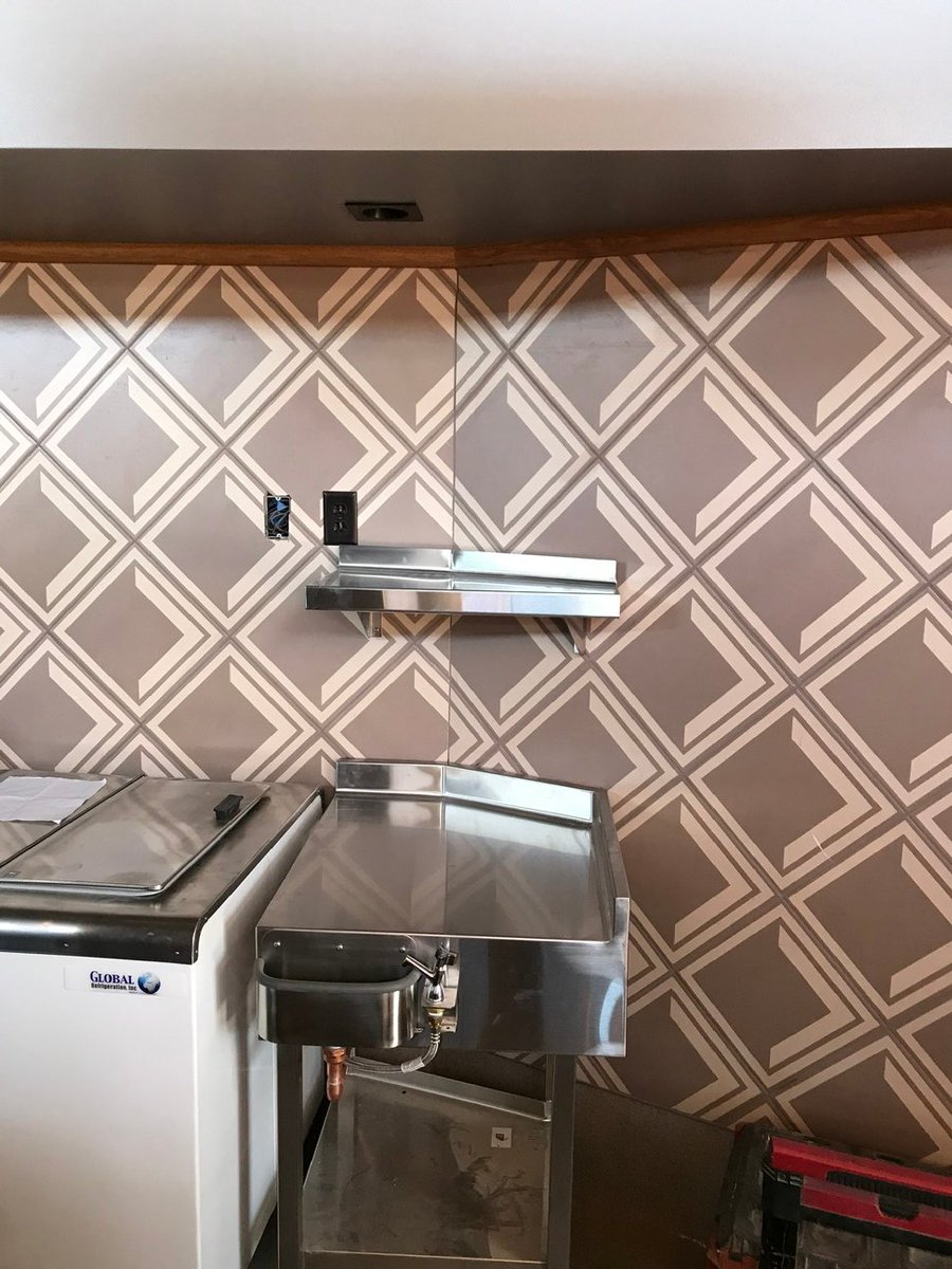 AFIkitchens's tweet photo. Done and Done! @saltandstraw in #CulverCityCA is ready to go! Can't wait to grab a scoop 🍦
@MyersRestaurant 
#AFI #AFIKitchens #AFIinstallations
#KitchenInstall #FoodServiceInstallations #CommercialKitchenEquipment #FoodServiceEquipment #StainlessSteel #CustomKitchen #CustomFab https://t.co/OCxzjWXpQ8