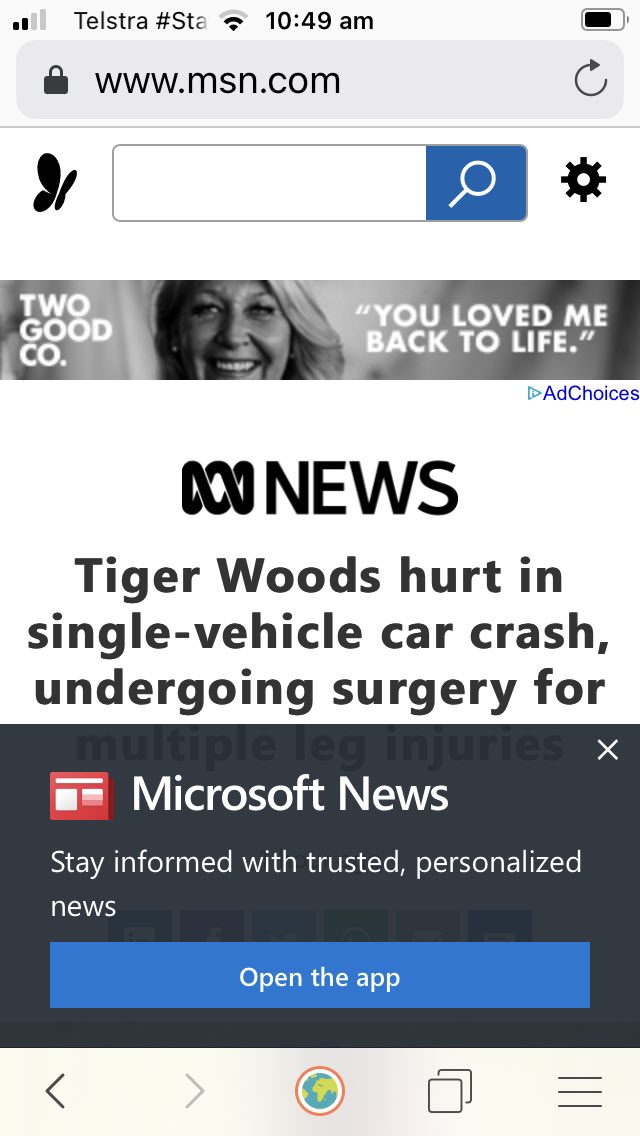 JetHoots's tweet photo. @leighsales @annabelcrabb  Looks like Microsoft is stealing @ABCNews, serving up Australian taxpayer funded journalism under their URL, but with advertising and a pop up for subscriptions to profit off it. https://t.co/pjc0JL6kvQ