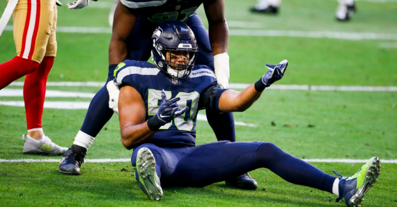 Seahawks's tweet photo. Year 10 🕷✅

Top Shots of 2020: @KJ_WRIGHT34