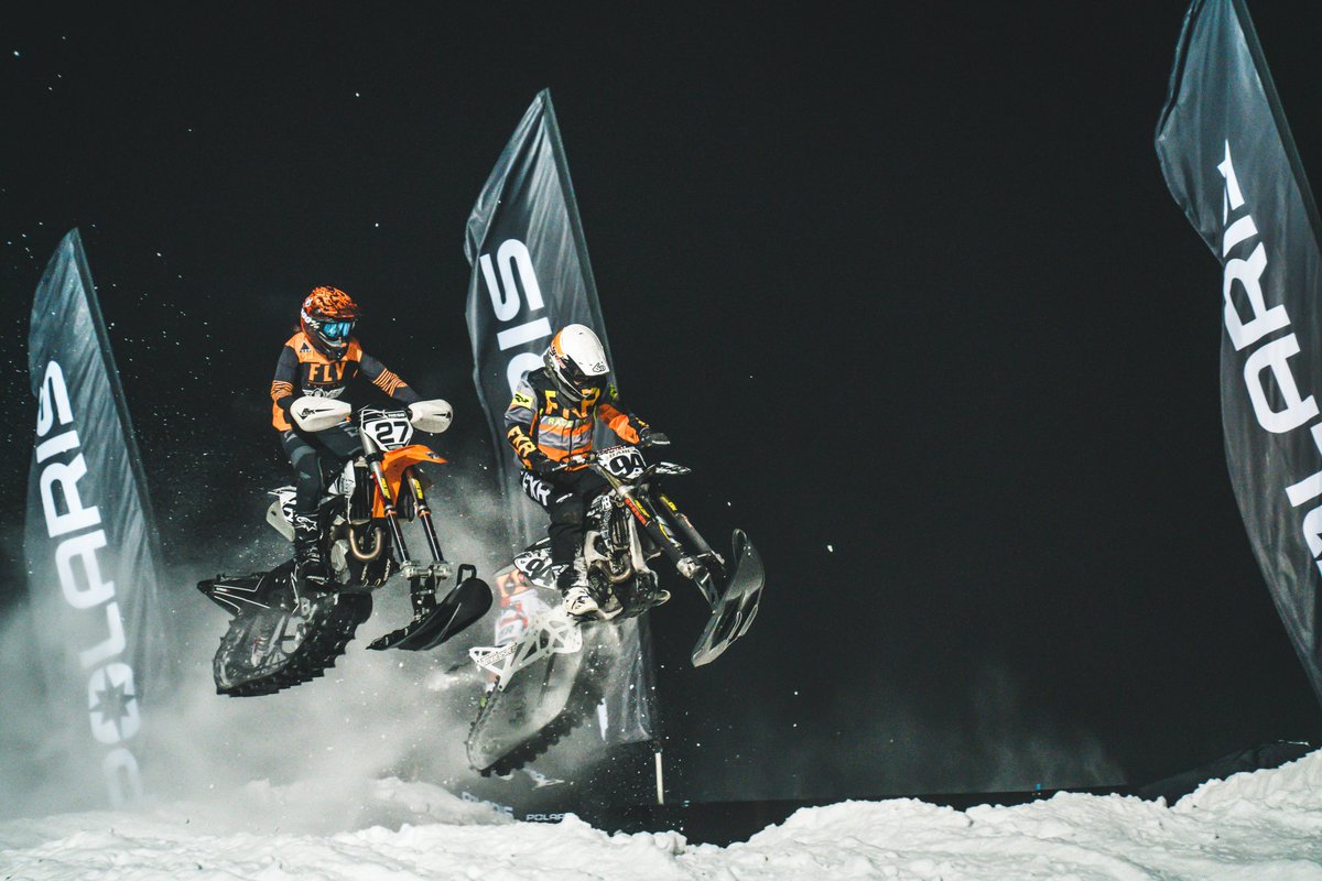snocross's tweet image. Snow Bike scenes from Sioux Falls compliments of Rev Branding Industries. 📸👊✊

#SnowBike #SnocrossLive #Snocross2021 #SFSnocross