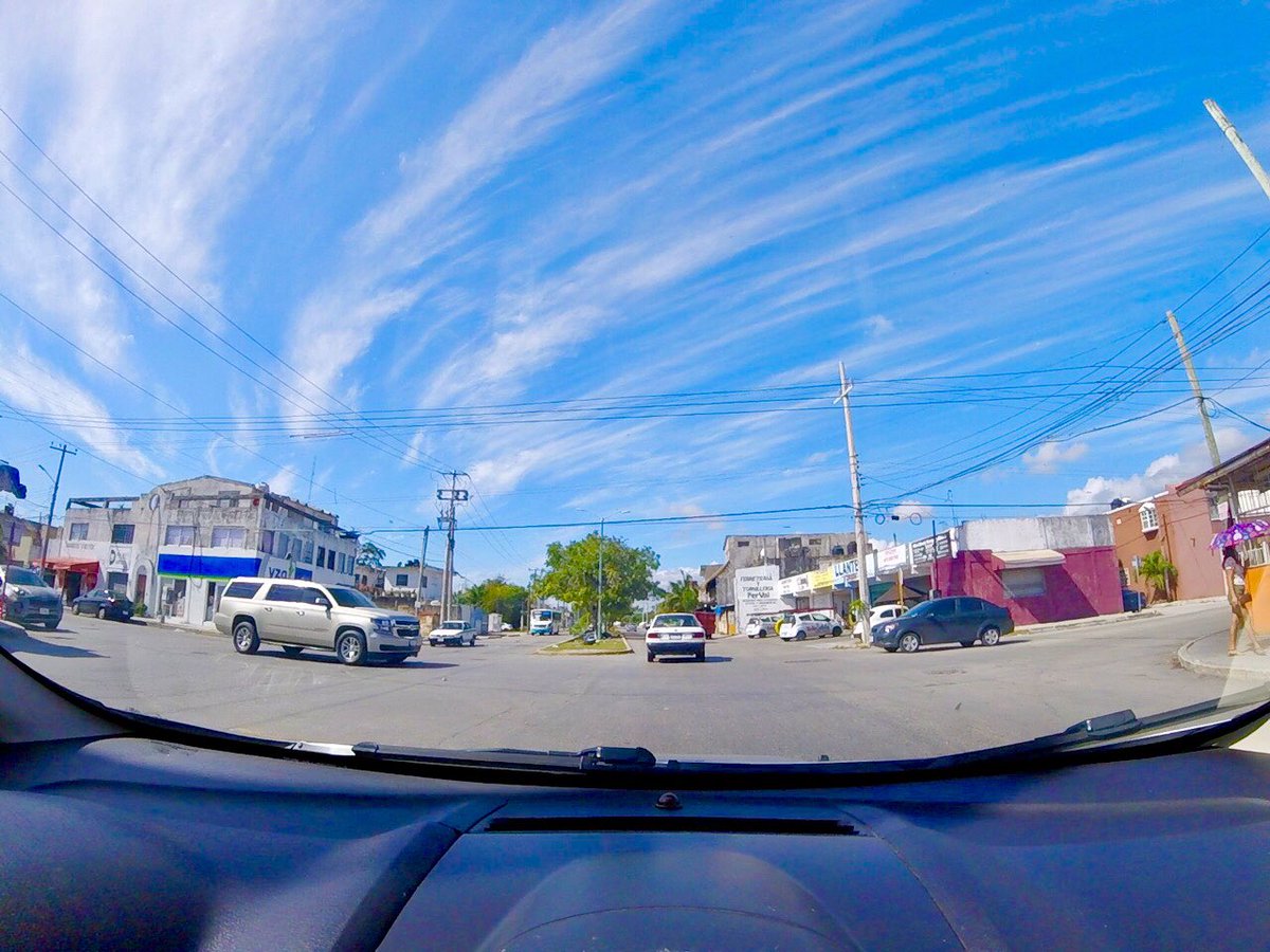 CorysbackOne's tweet image. Nombre, esas nubes de hace ratito me encantaron. ☁️ 
#GoproSession #Cancun