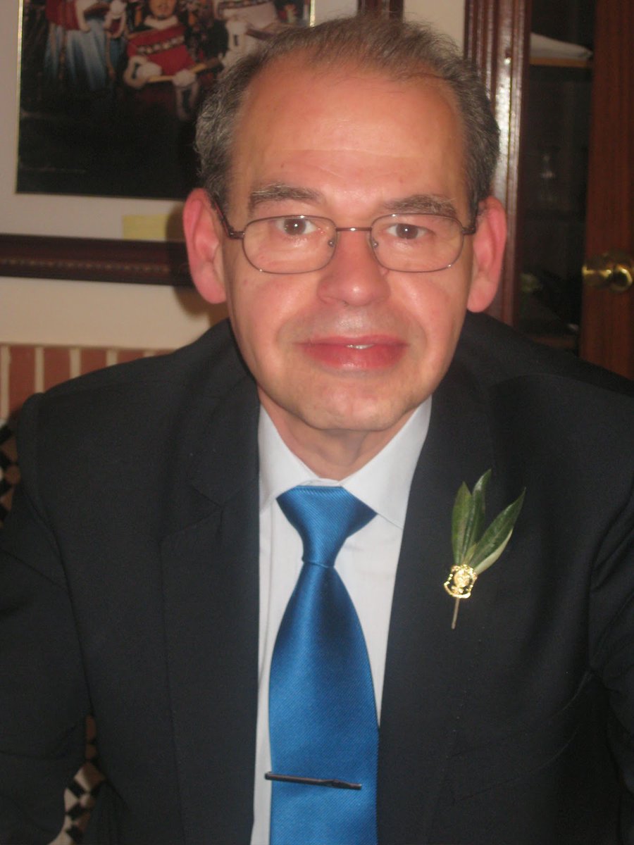 ELPEZ_1976's tweet photo. Fallece nuestro hermano Rafael Jiménez Roldán https://t.co/uOVx2nUX3D https://t.co/RJW5MczBE5