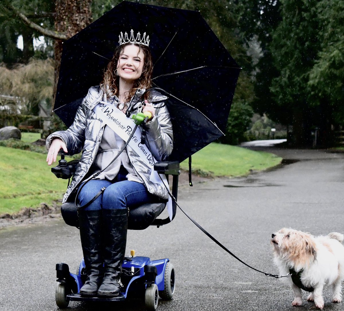 MsWheelchairUSA's tweet photo. Happy #ResponsiblePetOwnersMonth! Sarah Tompkins, #MsWheelchairPacificCoastUSA, shares what her pet means to her on our latest Facebook post. Be sure to check out the lovely pics of Sarah and Wilson on their Roll ‘n Stroll. #DisabilityPageant #MWUSA https://t.co/d5sKKEayle