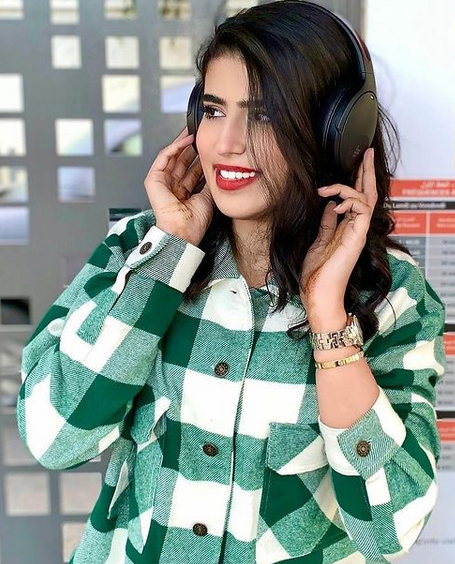 Apollo Q10 - La música nunca para 🎶🎶
- Imparable 100 horas de tiempo de juego.
- Cancelación de ruido activo híbrido.
.
.
.
📷 Ins-<a href="/hasnae/">Hasnae Malih حسناء مليح</a>.kharij
.
.
.
#Tronsmart #ApolloQ10 #music #audio #noisecancelling