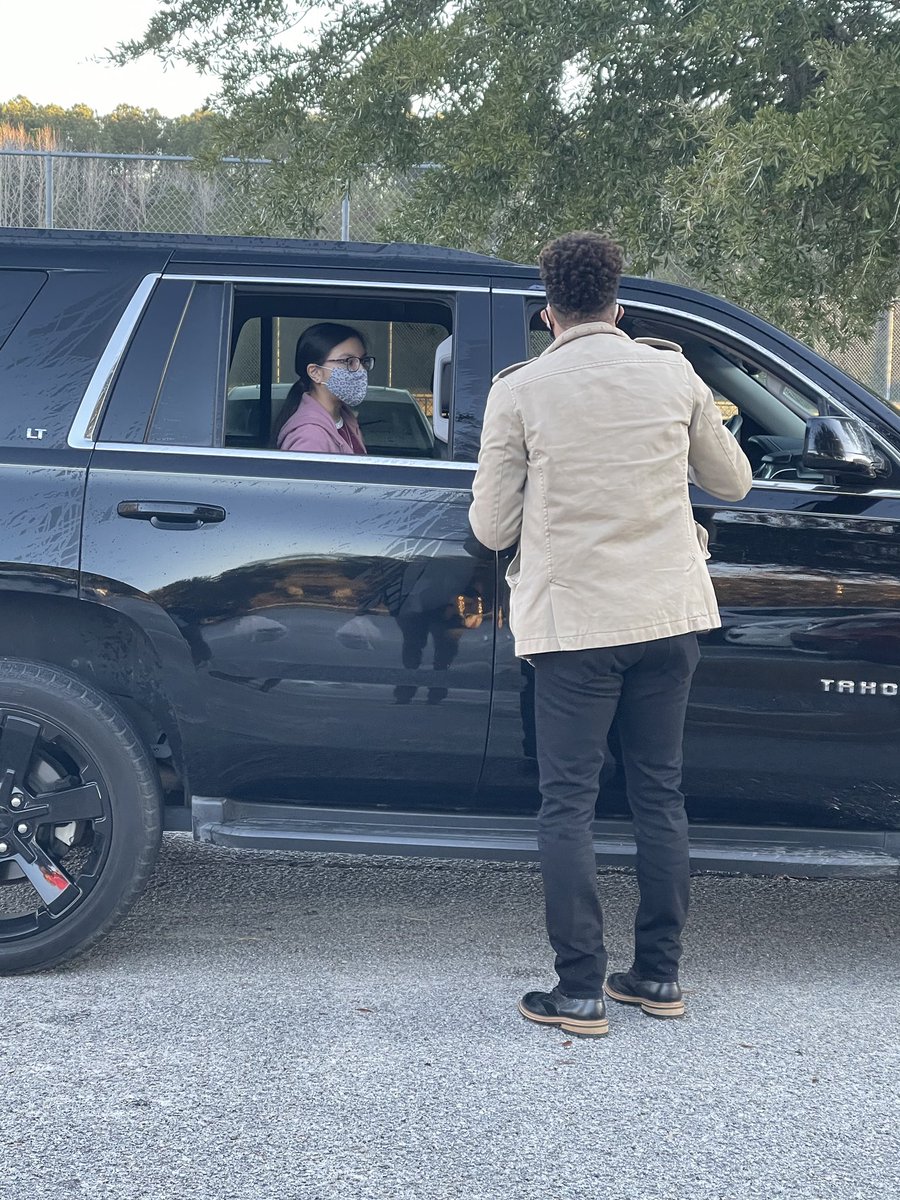 EduLdrRBJr's tweet photo. Morning arrival with @WCMS_Official scholars and parents. Day 2 of our Expanded Hybrid. The paparazzi caught me in action. #wcmspride #wcmsPACE https://t.co/XNhEyyS8Fy