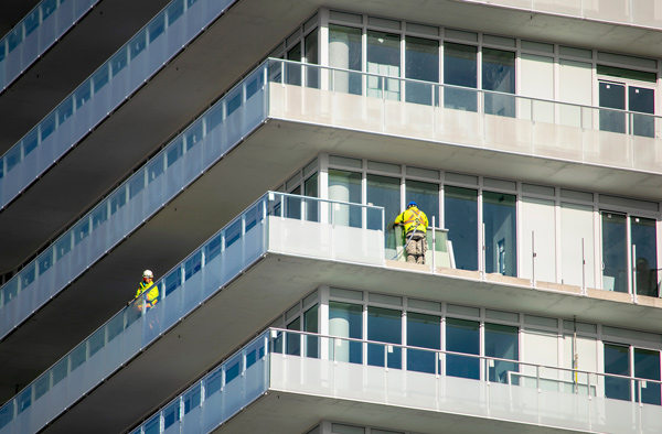 PHOTO: Balcony work is wrapping around the Kingsway By The River Community in Toronto. The owner is <a href="/UrbanCapital/">Urban Capital</a> and the construction manager for the multi-phase project is <a href="/BluescapeMgmt/">Bluescape CM</a>. ow.ly/jAQ550DHQdl