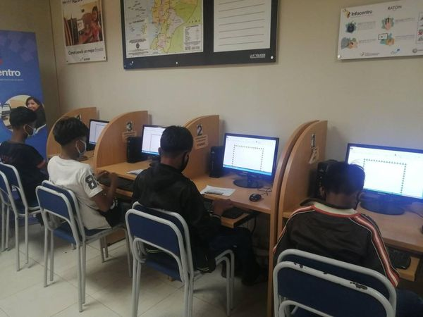 infoValledelaV's tweet photo. Infocentro Valle de la Virgen
Continuamos con el curso de computación de Introducción a la Tic donde se finalizó con el programa Microsoft Word. https://t.co/eCspwL6XKe