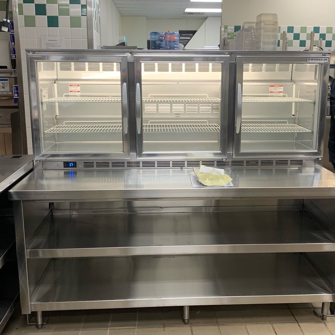 Beverage_Air's tweet photo. Here's a unique installation of our undercounter units in UC Irvine Medical Center's trayline. #undercounter #beverageair #aligroupfs https://t.co/7wlmfrJHAc