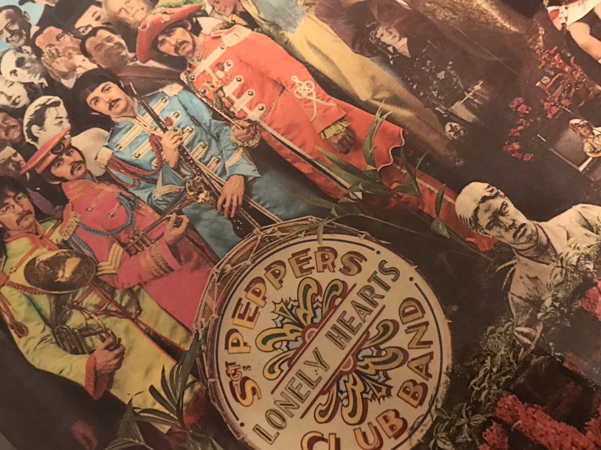 IvorNalias's tweet photo. Just time for one #ClassicLP tonight but it’s an absolute beauty from 1967
#Beatles #vinyl #SgtPepper https://t.co/8oGabgIOGZ