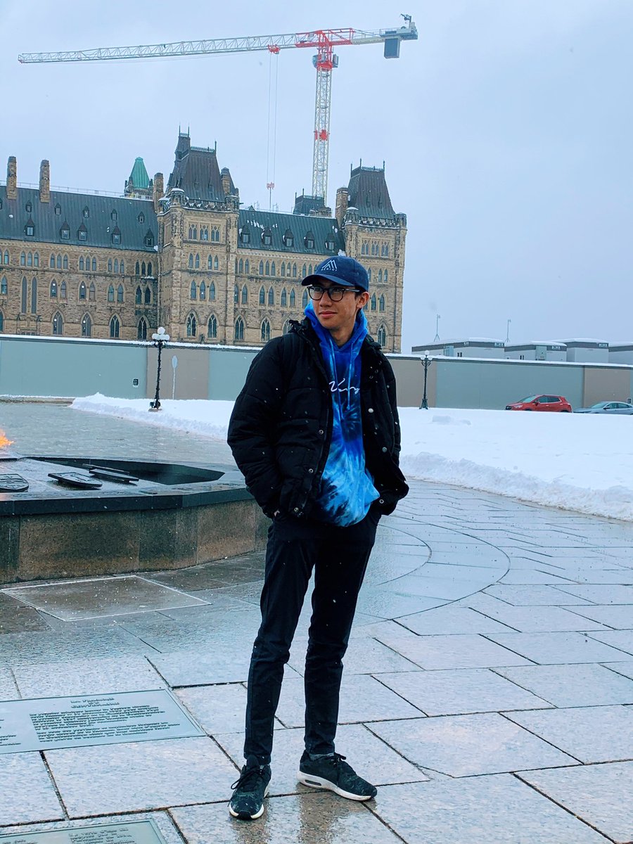 AmbassadorAivan's tweet image. 🇨🇦Strong believer in $IDEX . Putting the finishing touches on a little @ideanomicshq @waveipt @MediciMotor write-up. Can’t wait for Ideanomics to take on America, then Canada and the rest of the world. #IDEXFamily