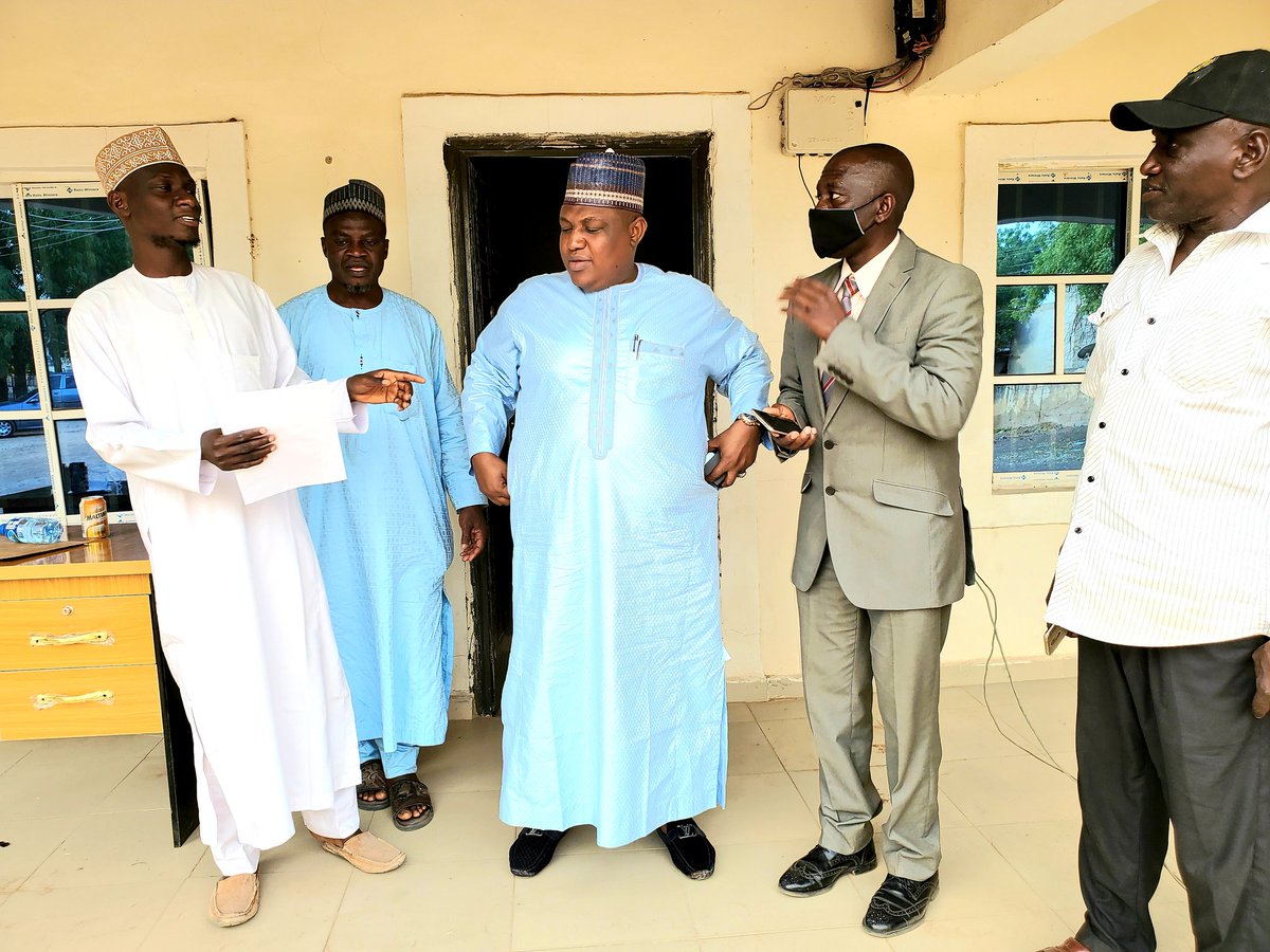 YobeRoad's tweet photo. TODAY 23RD FEBRUARY 2021 

The Commandant National Agency for Prohibition of Traffic in Persons (NAPTIP) Yobe State  today paid a courtesy visit to the General Manager of Yobe State Road Traffic Management Agency(YOROTA) to his office.

The commandant Commended the effort of YRT. https://t.co/JmqR0abwBn