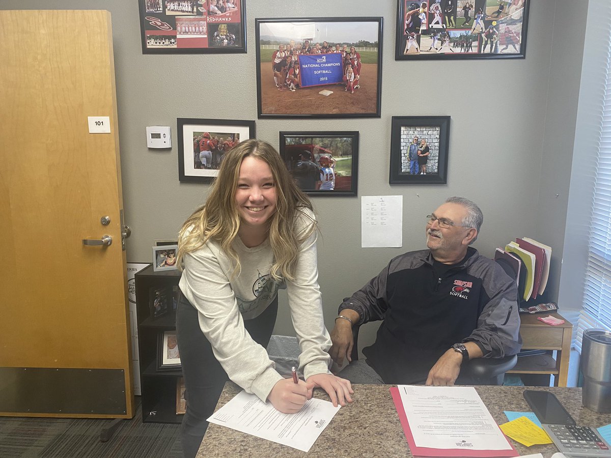 PetersonCUHS's tweet photo. Cora has accepted softball and academic scholarships with Simpson University! We are very proud of our girl! Congratulations, Cora! #GoRedHawks! https://t.co/w0ODtcvoKg