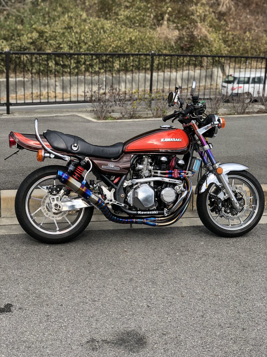 オオニシヒートマジック ゼファー750用 サイレンサー チタンエキパイ