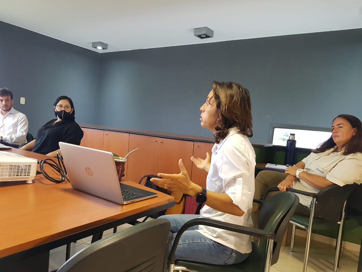RedAgroDigital1's tweet photo. Presentación de @plataformapuma al equipo de @SimienteSa  #JustinianoPosse , Córdoba ¡Gracias x la atención y el interés! Gran trabajo de #CarlosPorello #CarlosMartinez https://t.co/HmkUGjGxbG