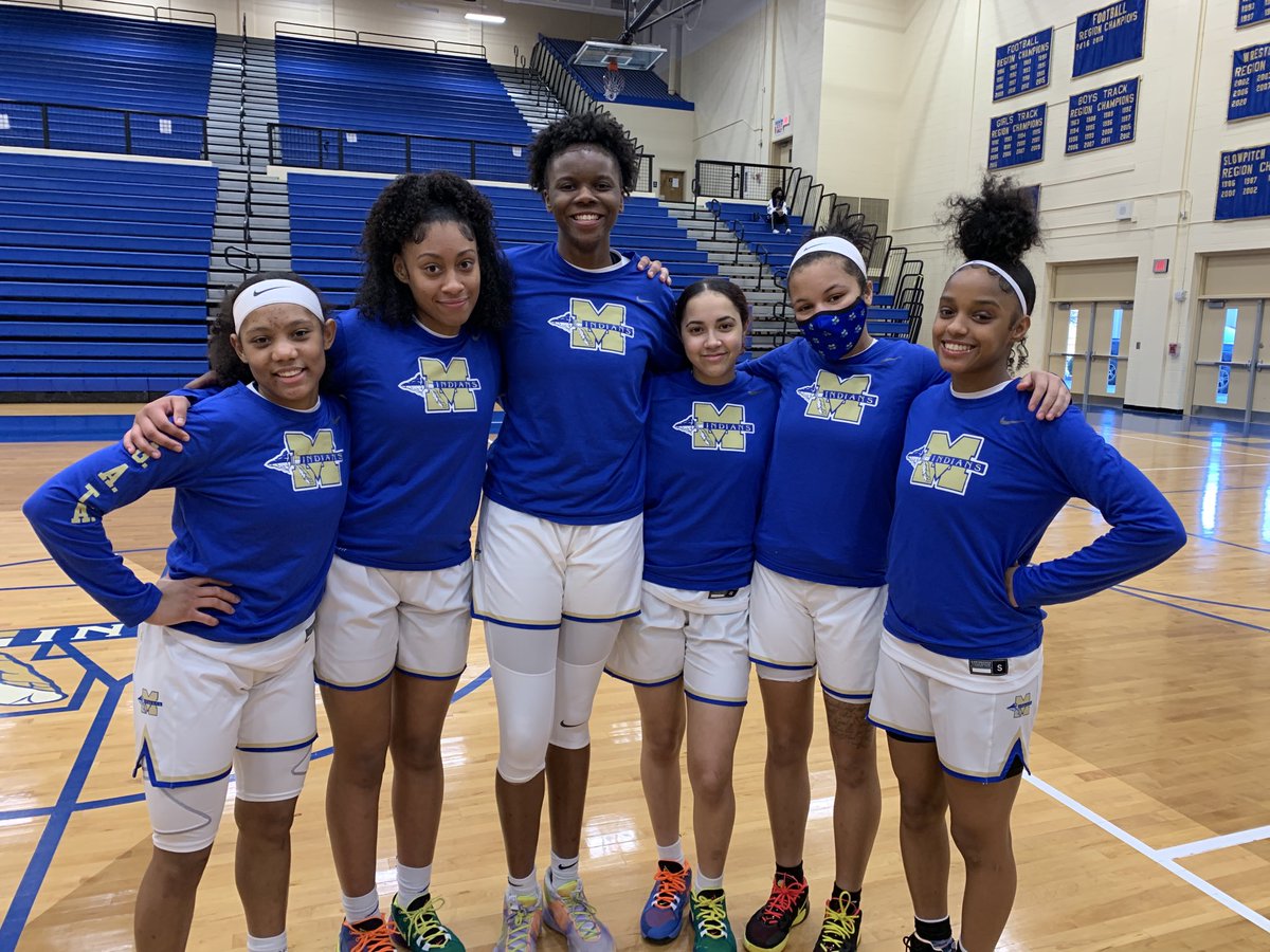 McEachernSports's tweet image. Congratulations to our Region 2-7A recipients:  Denim DeShields: POY; Jillian Hollingshead &amp;amp; Caelan Ellis-1st Team; Sianny Sanchez-Oliver &amp;amp; Kristen Roche-2nd Team; Kiarah Cole-Massiah-Honorable Mention!  #prideinthetribe❤️🏹🏀 ⁦@McEachernHigh⁩  ⁦
