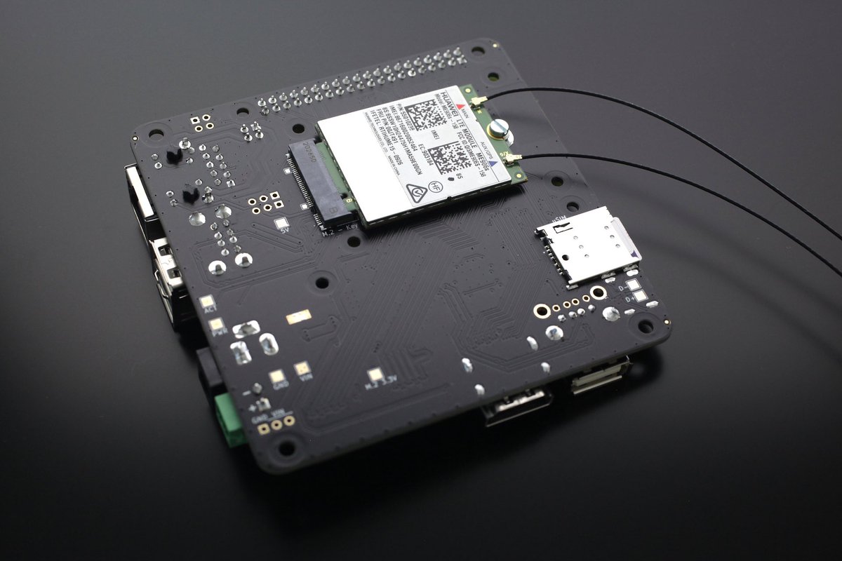 oratek_ch's tweet photo. It’s finally here. The TOFU is out https://t.co/5rRtRT0vQk 🚀 #swissmade #cm4 @Raspberry_Pi @JLCPCB https://t.co/f13zBetyXY