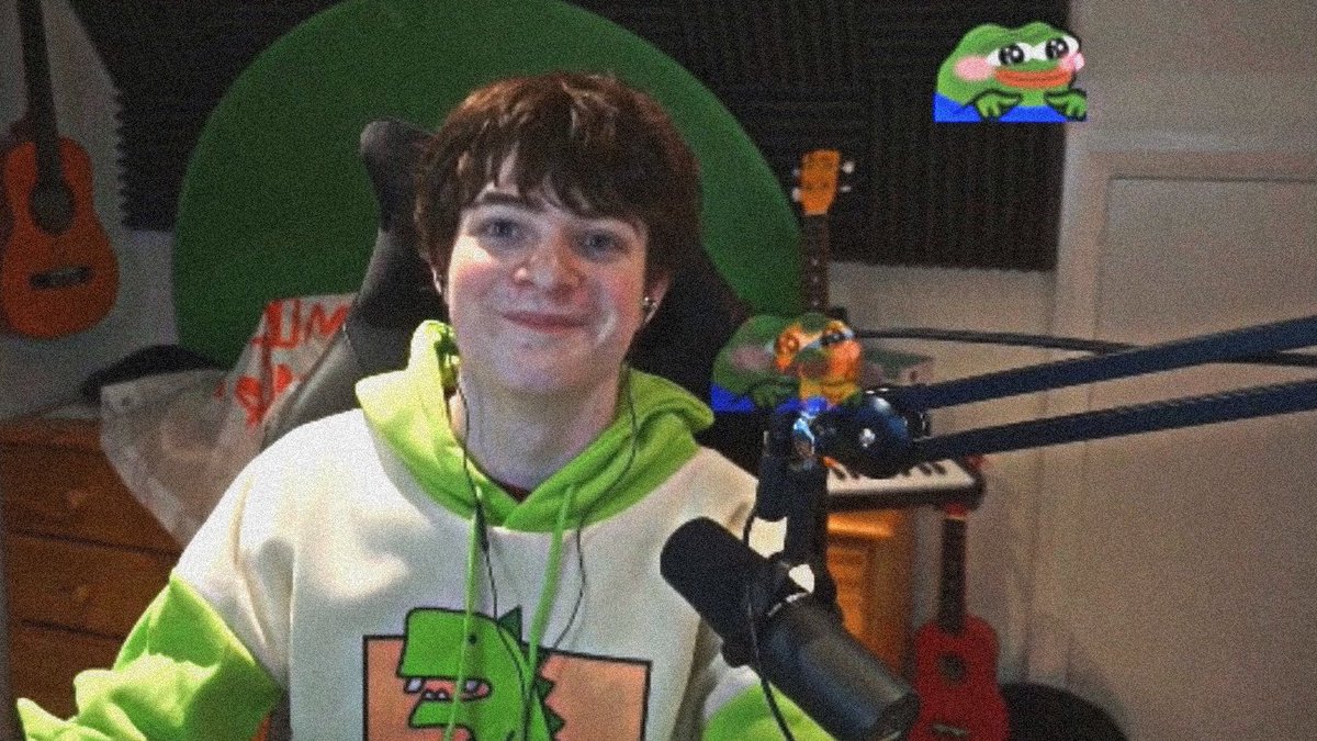 Tubbo and lani dinosaur hoodie Clearance