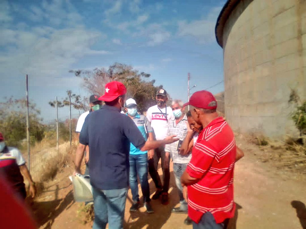 #23Feb La Comisión permanente de Ejidos, Catástro, Obras Pública y Vivienda compuesta por el <a href="/Concejombolivar/">Concejo M. BOLÍVAR San Mateo</a> y Dir. De <a href="/Alcaldadelmuni1/">Alcaldía del municipio Bolívar</a> realizaron trabajos de Inspección y levantamientos catastrales en los sectores El Calvario y Flores
#BatallaDeLosPuentesVictoriaDeLaPaz